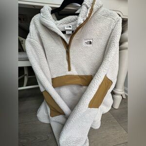 The North Face Cream Fleece Jacket